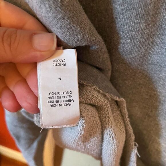 LUCKY BRAND | grey with floral embroidery cropped sweatshirt M - Picture 9 of 10